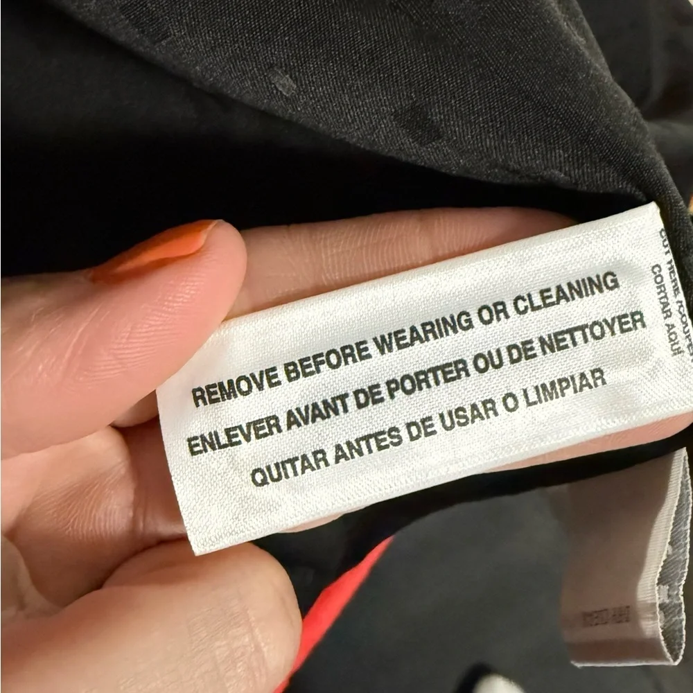 Relativity Vibrant Red with Black Detail - Picture 4 of 6